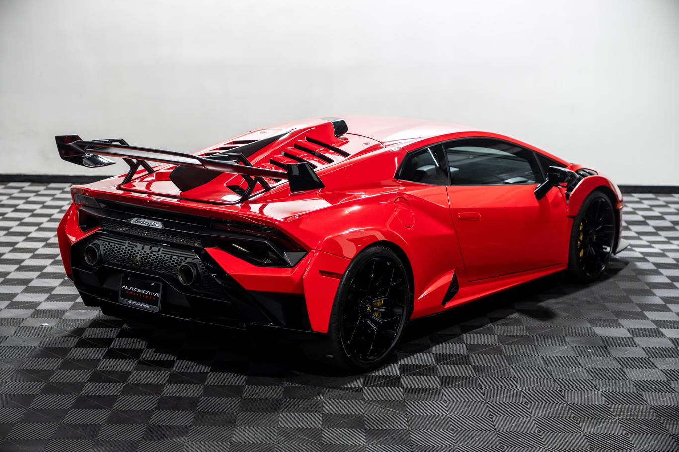 2022 Lamborghini Huracan STO photo 34