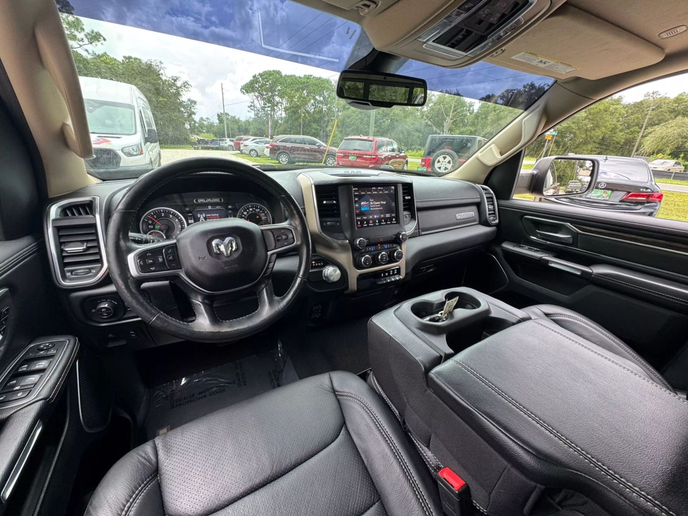 2019 RAM RAM 1500 PICKUP V8 5.7L GASOLINE CREW CAB LARAMIE 5.7L V8