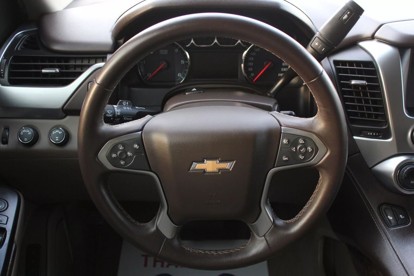2017 Chevrolet Suburban Lt Sport Utility 4d - Image 12