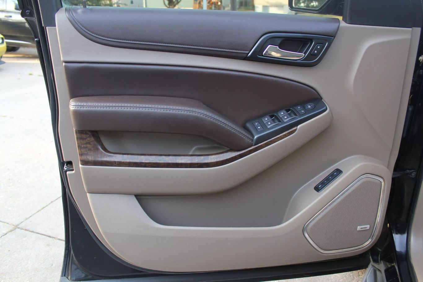 2017 Chevrolet Suburban Lt Sport Utility 4d - Image 18