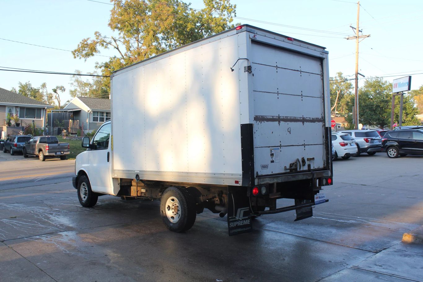2014 Chevrolet Express Commercial Cutaway Cutaway Van 2d - Image 6