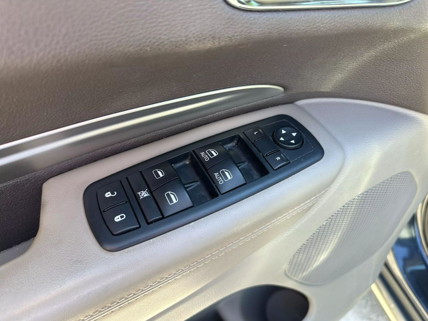 2012 DODGE DURANGO SUV V6, 3.6 LITER SXT SPORT UTILITY 4D
