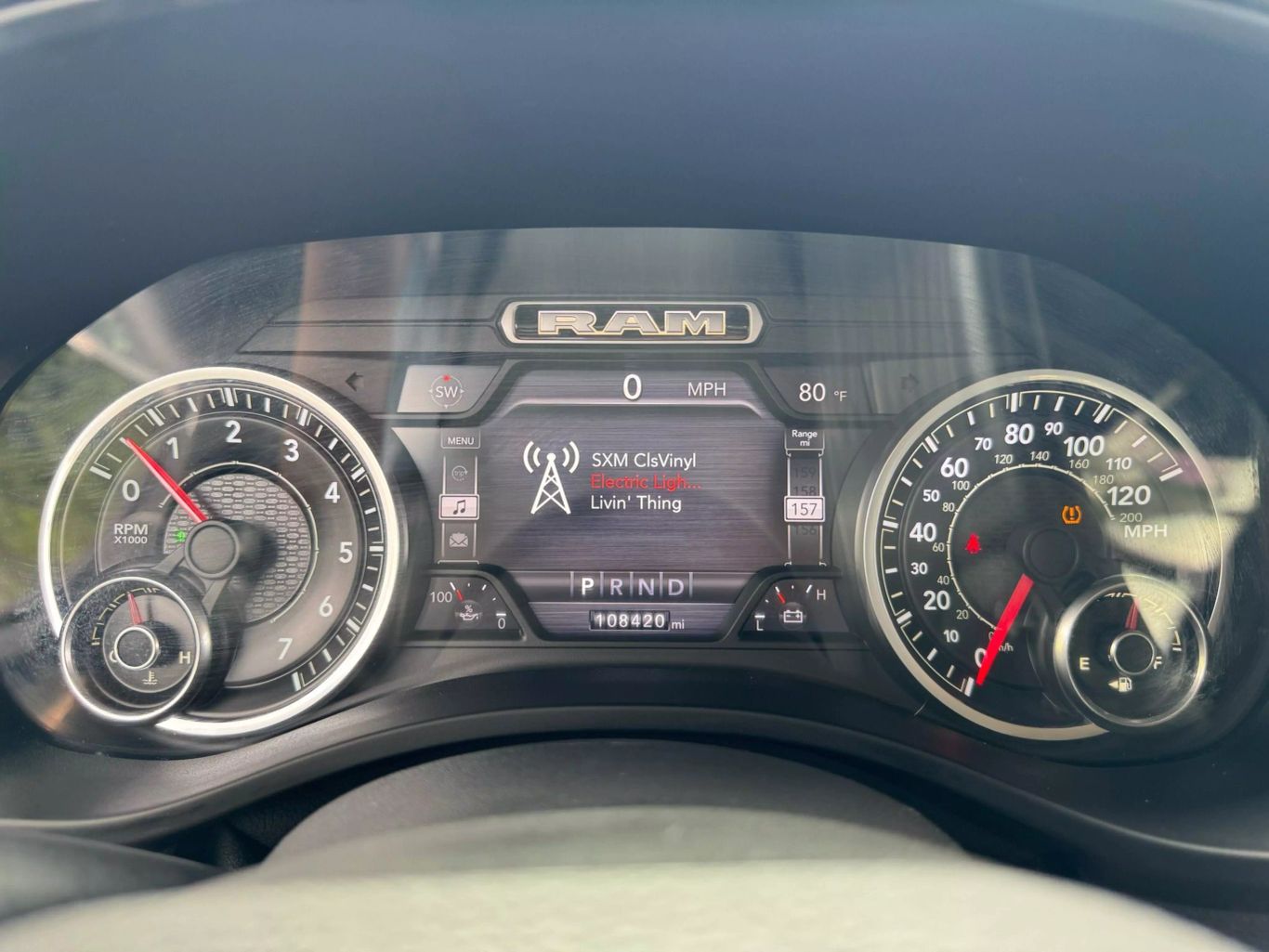 2019 RAM RAM 1500 PICKUP V8 5.7L GASOLINE CREW CAB LARAMIE 5.7L V8