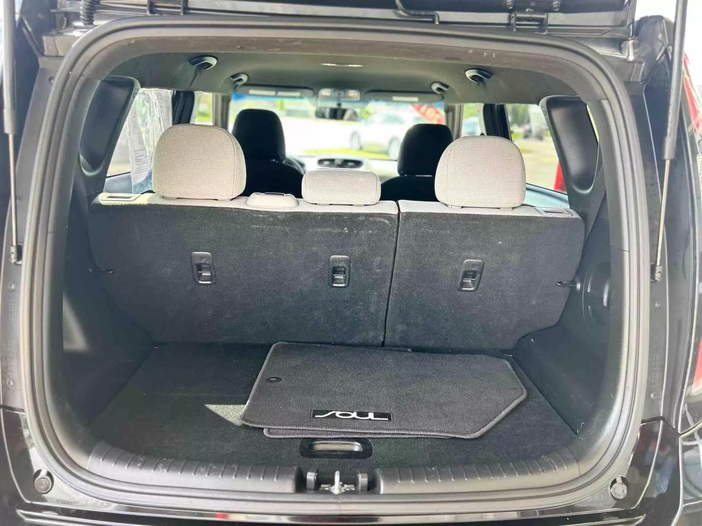 2019 Kia Soul Base photo 32