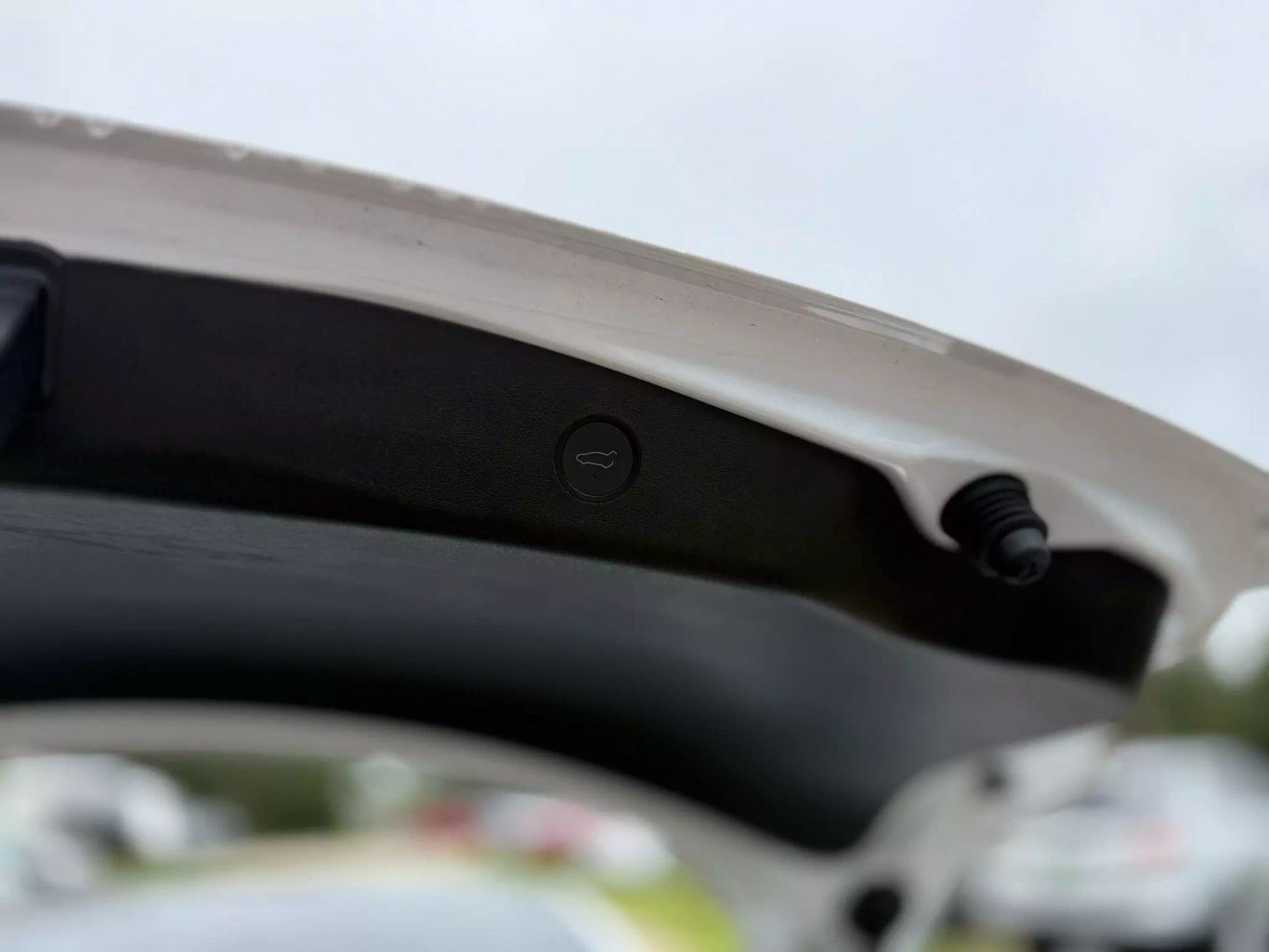 2022 TESLA MODEL 3 SEDAN DUAL ELECTRIC MOTORS LONG RANGE SEDAN 4D