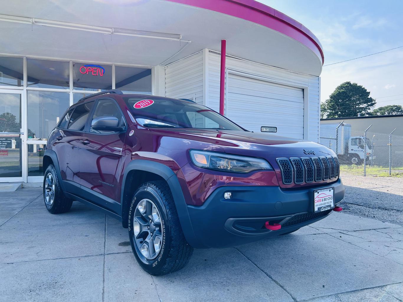 2019 Jeep Cherokee Trailhawk photo 38