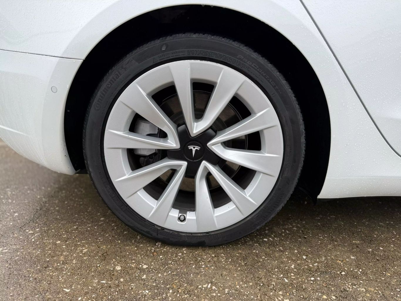 2022 TESLA MODEL 3 SEDAN DUAL ELECTRIC MOTORS LONG RANGE SEDAN 4D