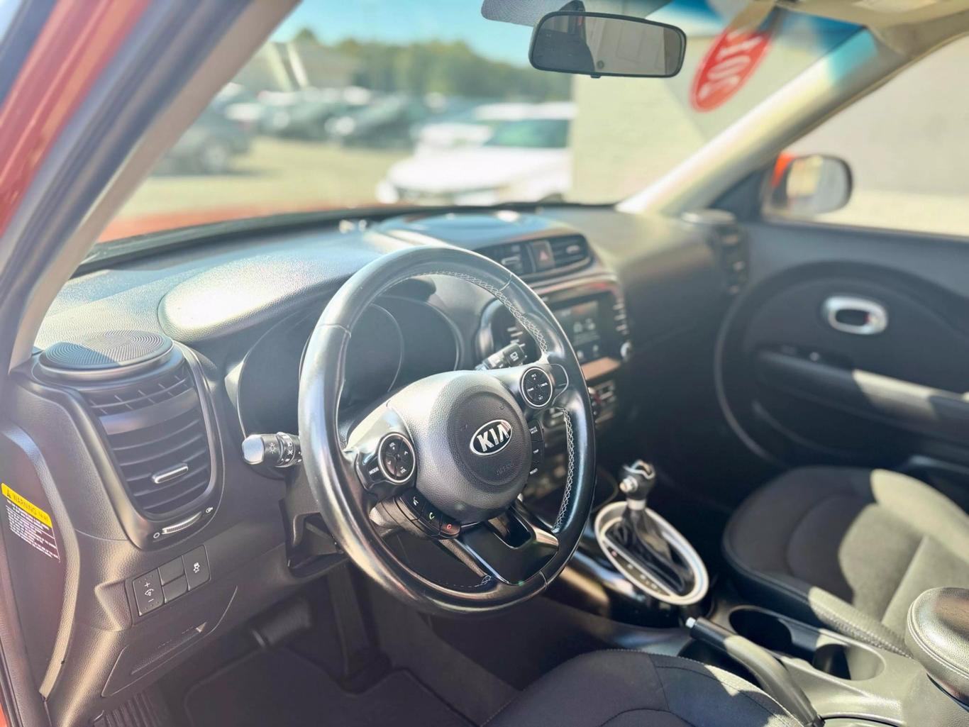 2018 Kia Soul + photo 60