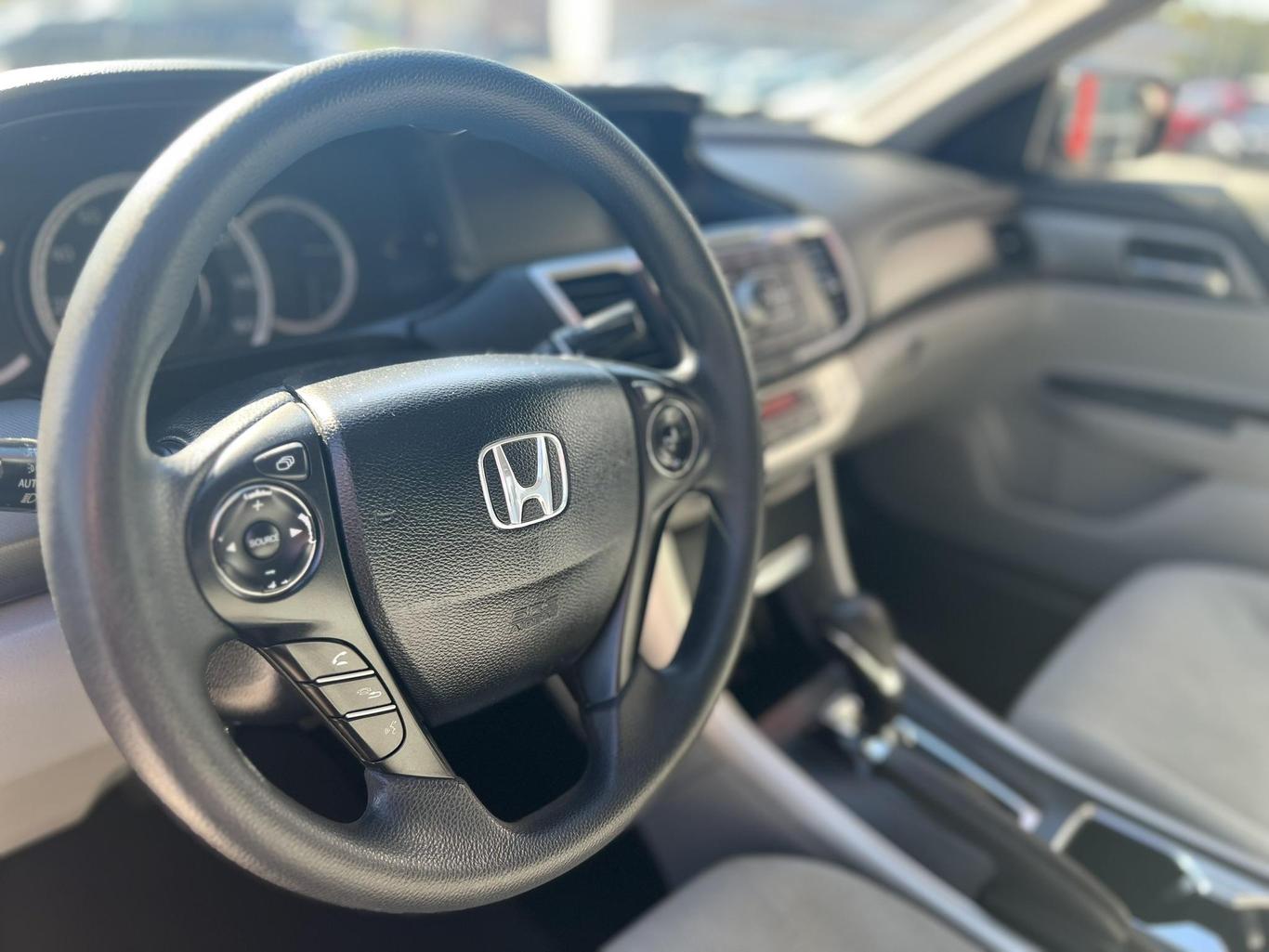 2013 Honda Accord LX photo 39