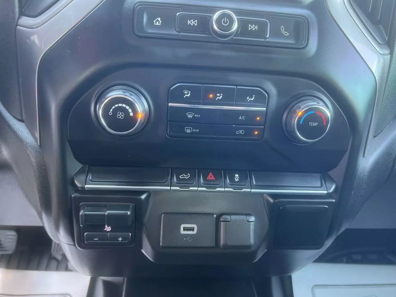 2020 Chevrolet Silverado 2500 Hd Crew Cab - Image 21