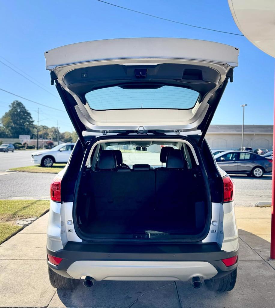 2019 Ford Escape SEL photo 57