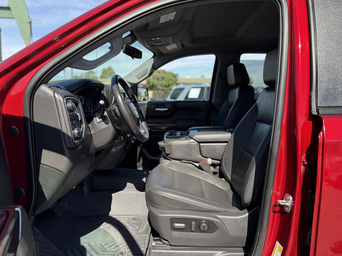 2022 Chevrolet Silverado 1500 Limited LT photo 14