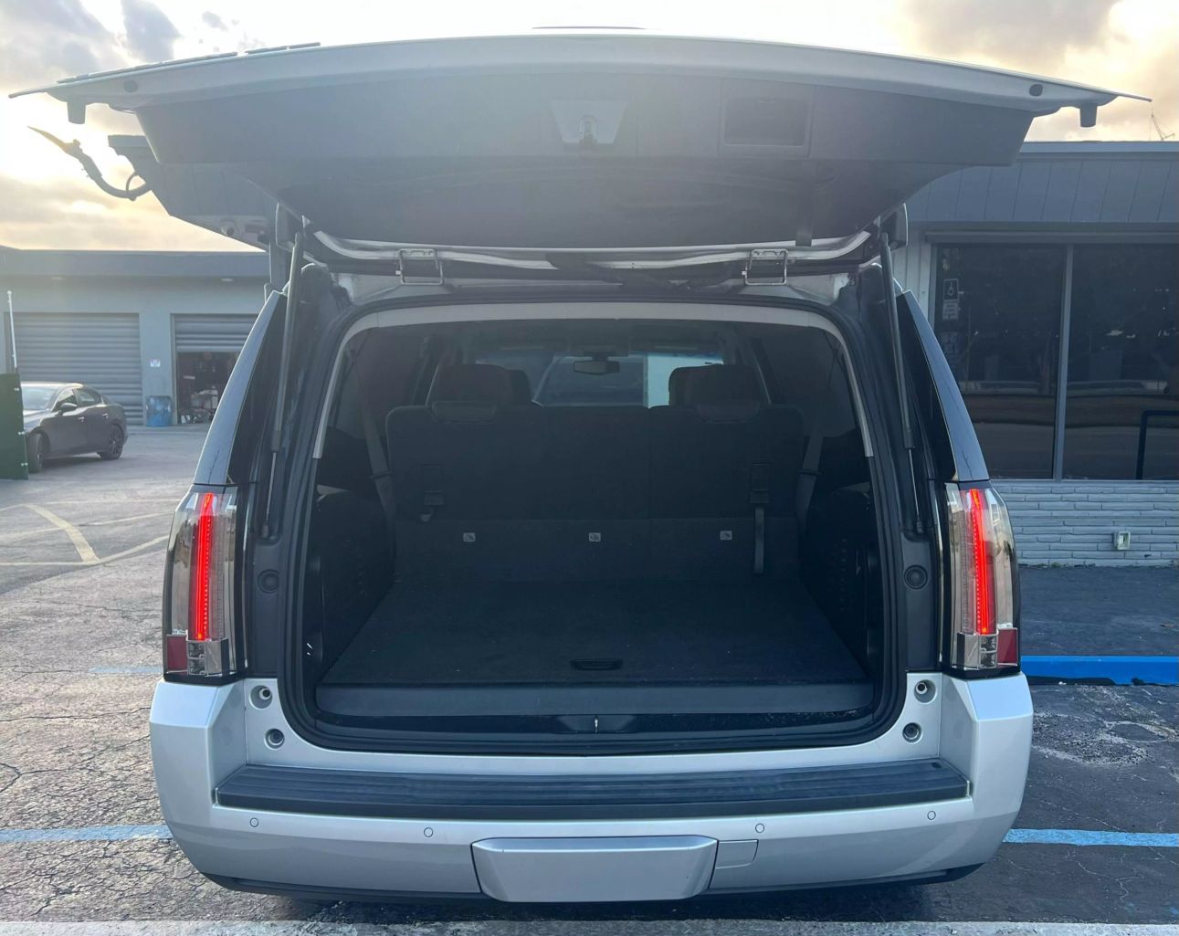 2015 GMC YUKON XL SUV V8, ECOTEC3, FF, 5.3L SLE SPORT UTILITY 4D
