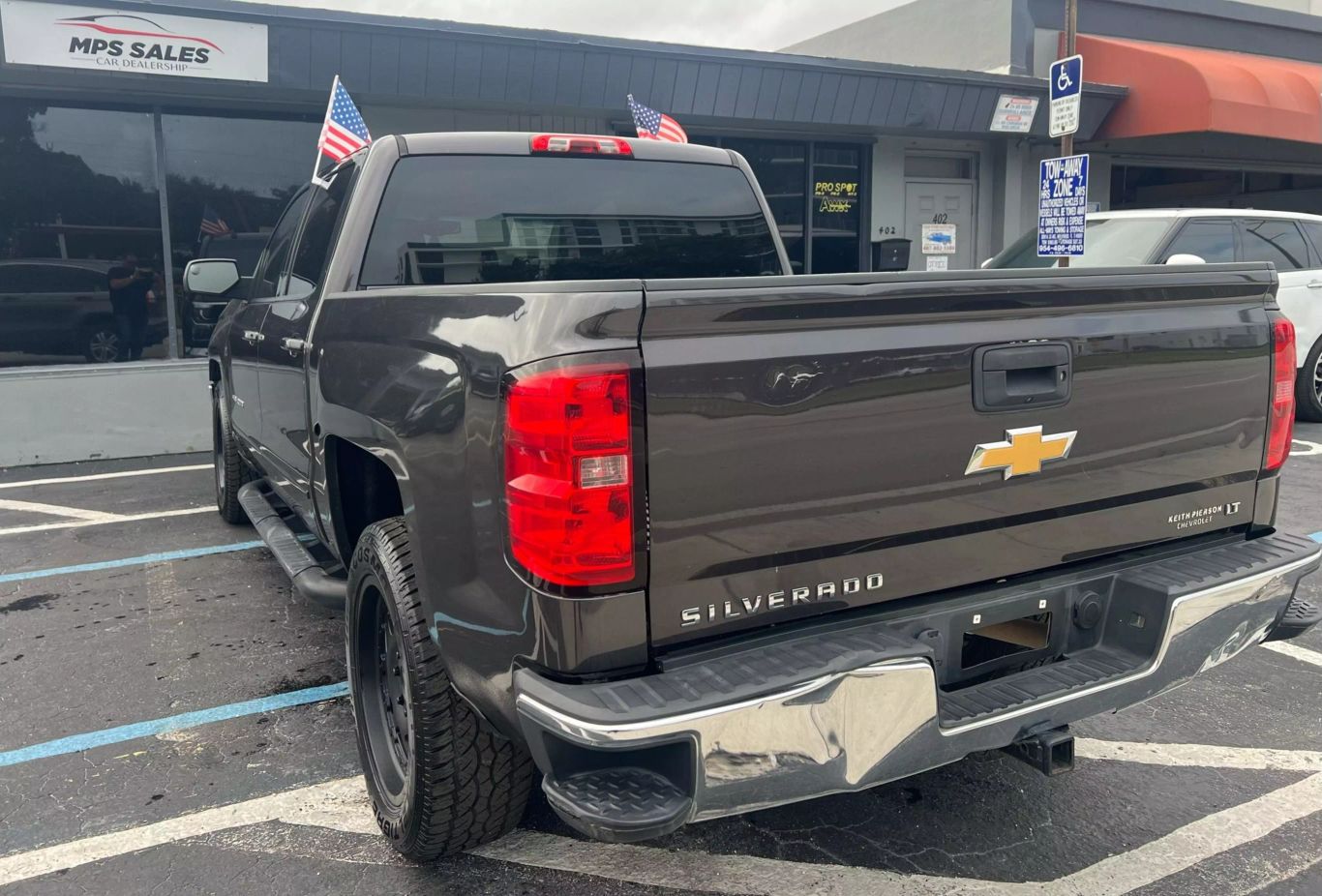 2016 CHEVROLET SILVERADO 1500 CREW CAB PICKUP V8, ECOTEC3, 5.3 LITER LT PICKUP 4D 5 3/4 FT