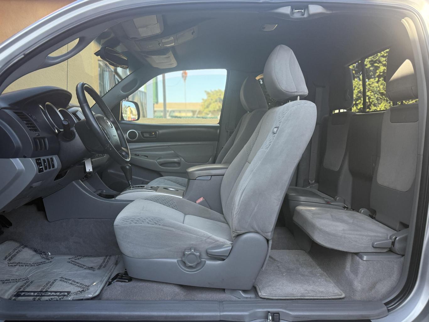 2009 Toyota Tacoma Base photo 15