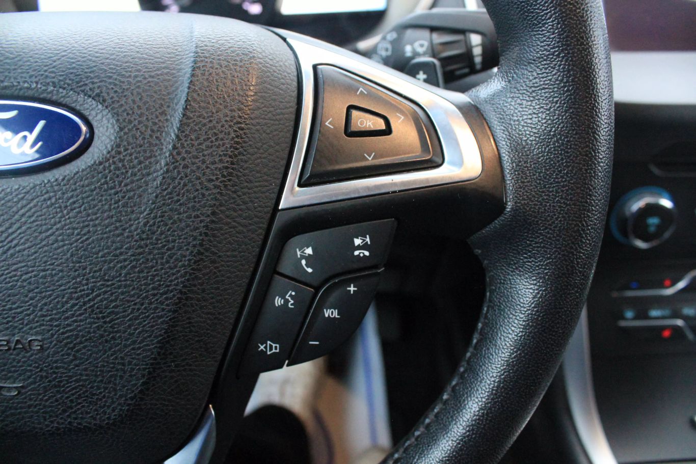2016 Ford Edge Sel Sport Utility 4d - Image 30