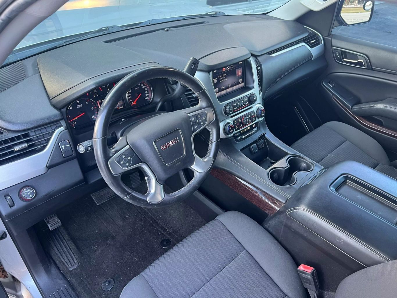 2015 GMC YUKON XL SUV V8, ECOTEC3, FF, 5.3L SLE SPORT UTILITY 4D