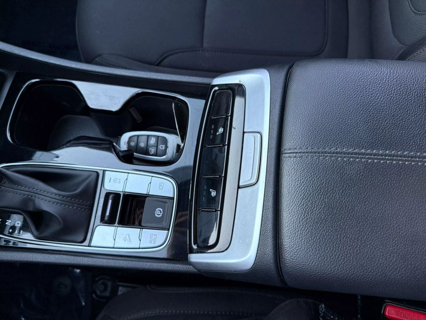 2022 HYUNDAI TUCSON SUV 4-CYL, GDI, 2.5 LITER XRT SPORT UTILITY 4D