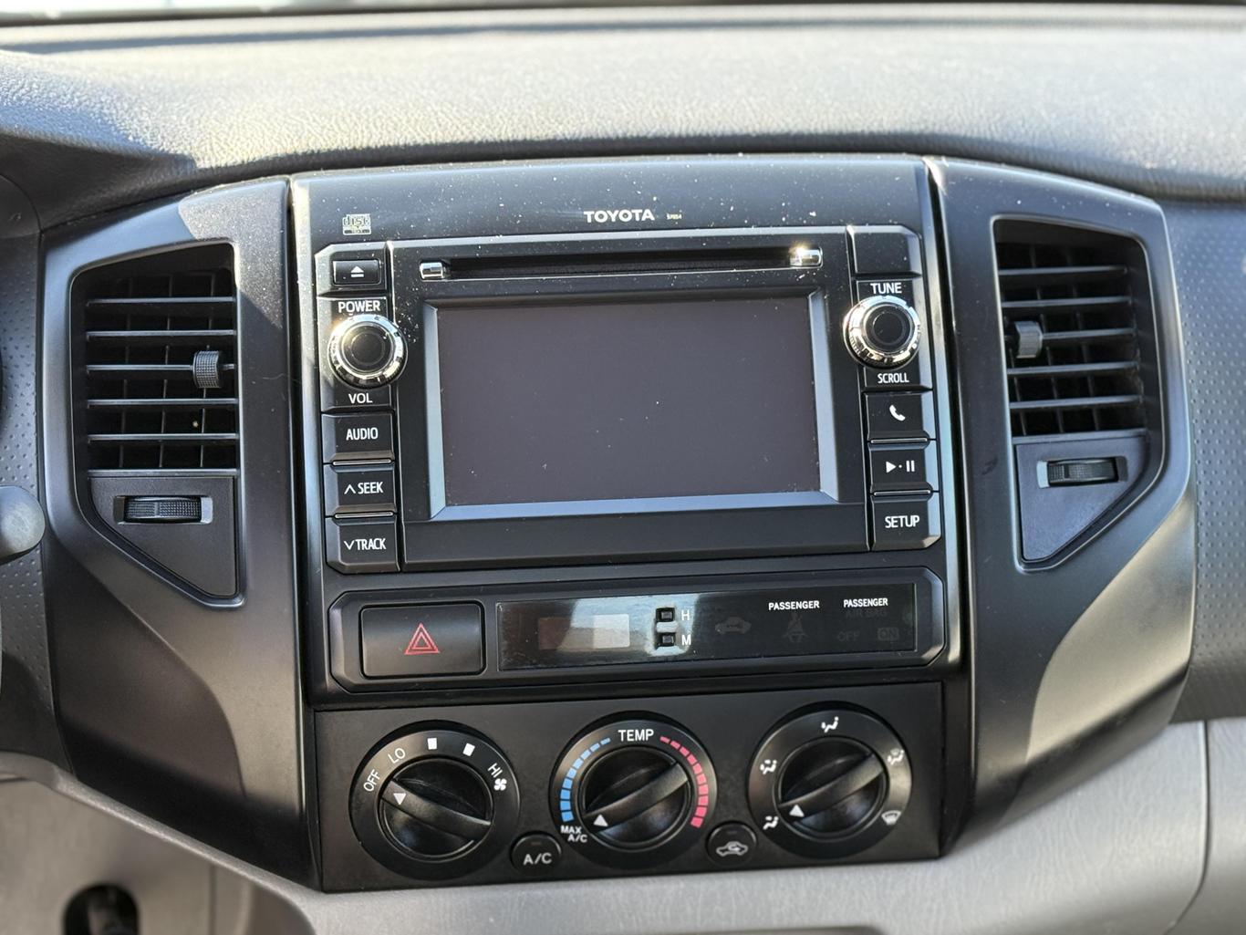 2013 Toyota Tacoma Base photo 11