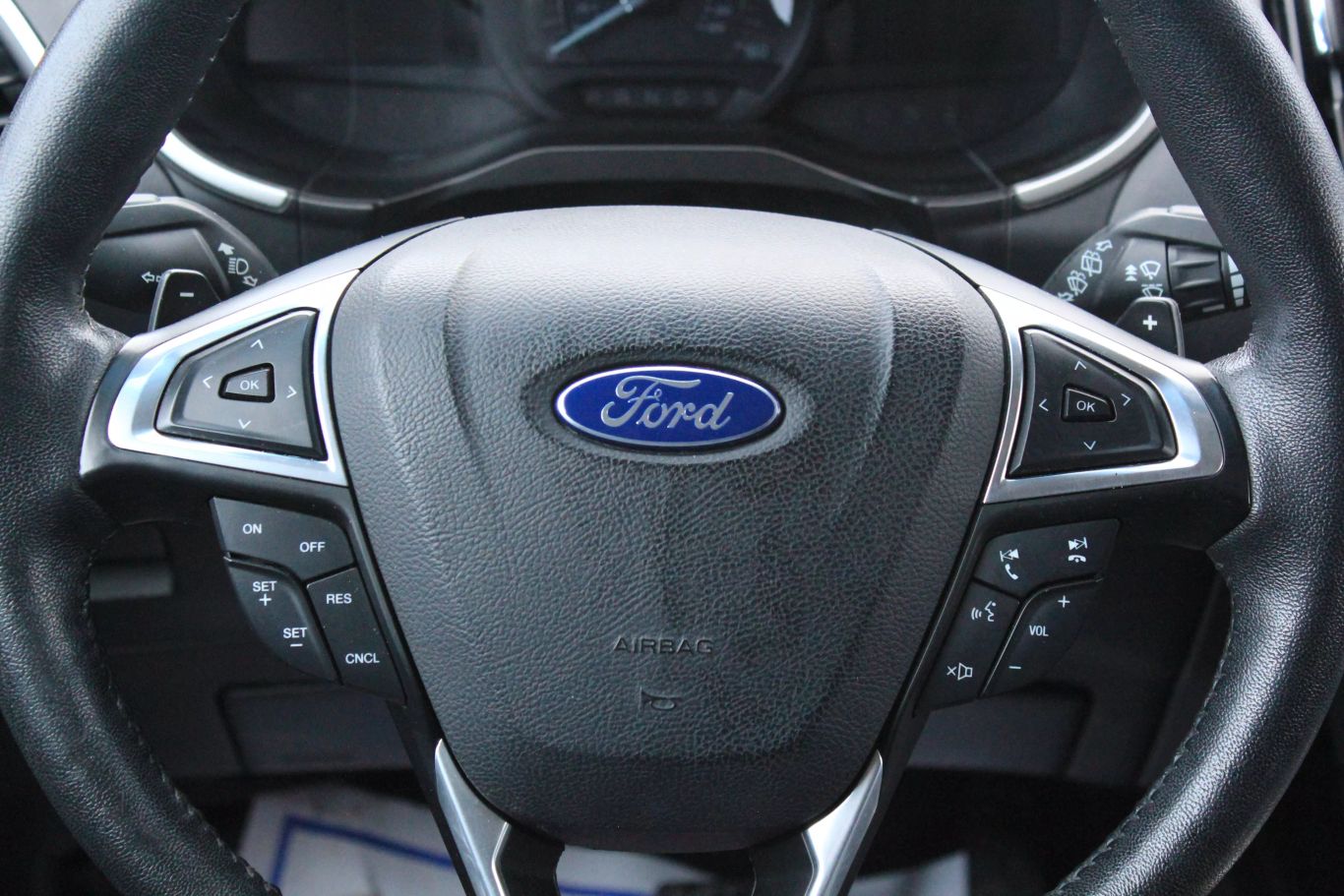 2016 Ford Edge Sel Sport Utility 4d - Image 14