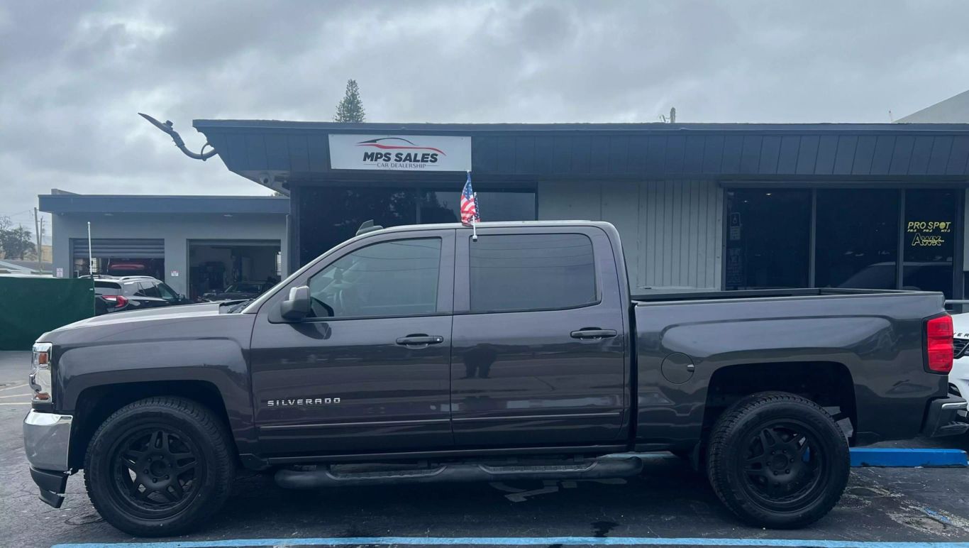 2016 CHEVROLET SILVERADO 1500 CREW CAB PICKUP V8, ECOTEC3, 5.3 LITER LT PICKUP 4D 5 3/4 FT