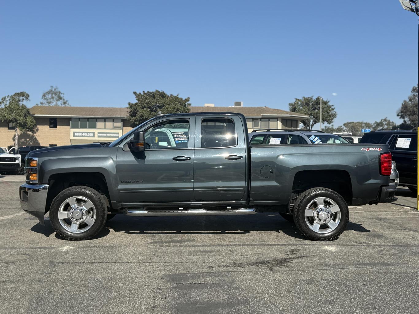 2017 Chevrolet Silverado 2500HD LT photo 7