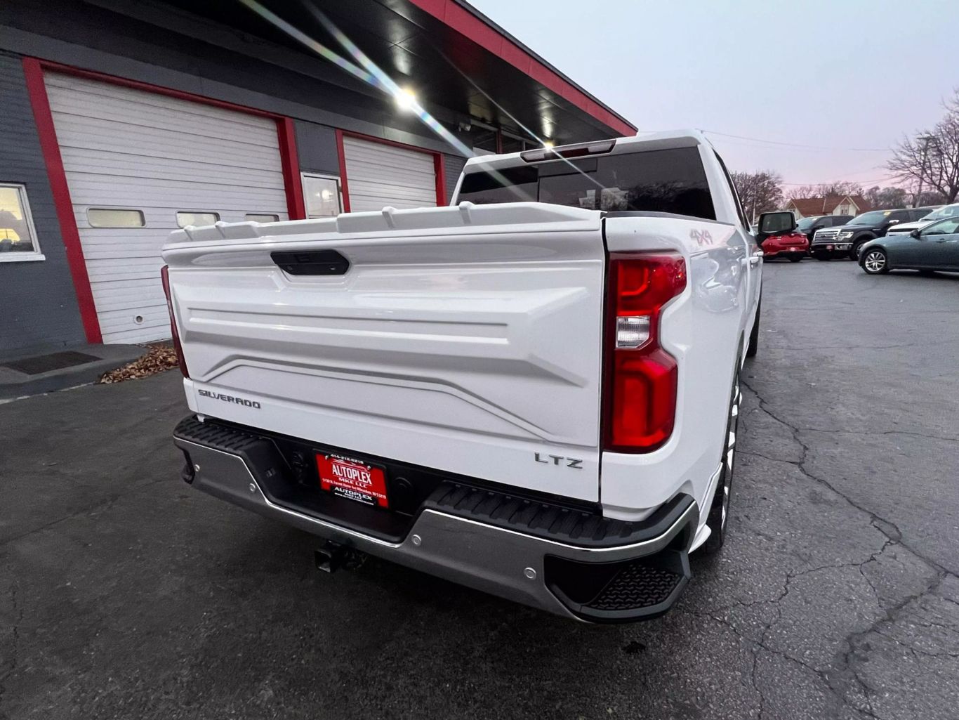 2021 Chevrolet Silverado 1500 Crew Cab - Image 18