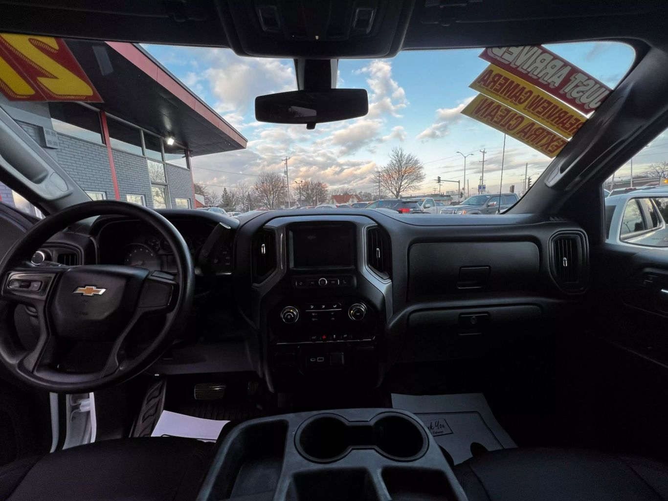 2021 Chevrolet Silverado 1500 Crew Cab - Image 26