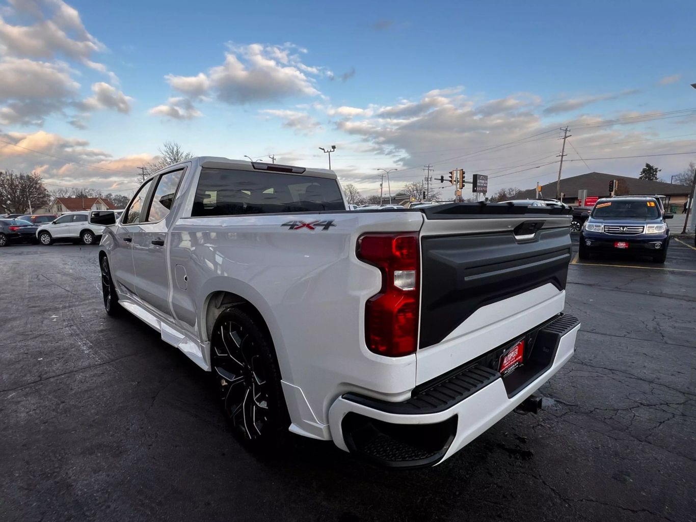 2021 Chevrolet Silverado 1500 Crew Cab - Image 15