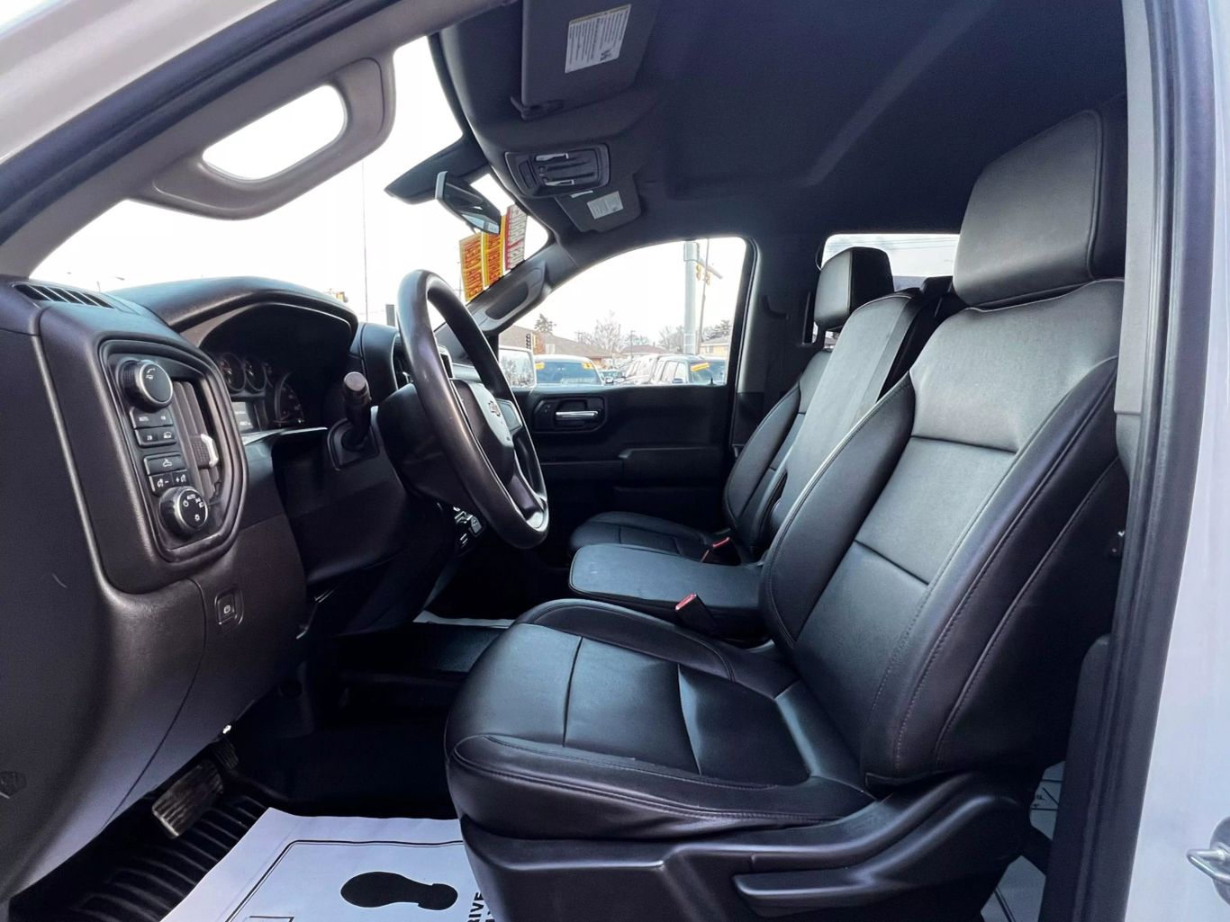 2021 Chevrolet Silverado 1500 Crew Cab - Image 24