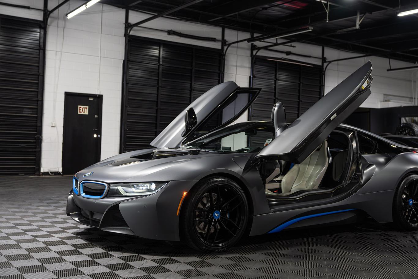 2015 BMW i8 Pure Impulse World photo 28