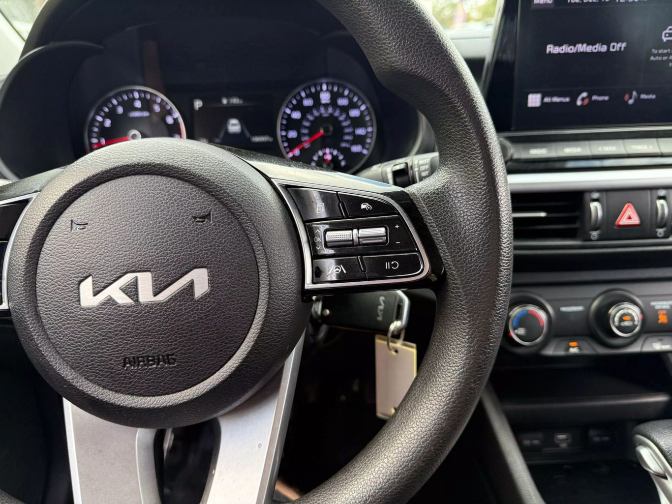 2022 KIA FORTE SEDAN 4-CYL, 2.0 LITER FE SEDAN 4D