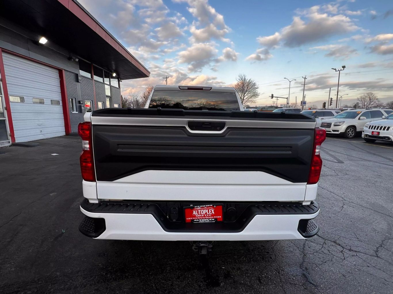 2021 Chevrolet Silverado 1500 Crew Cab - Image 18