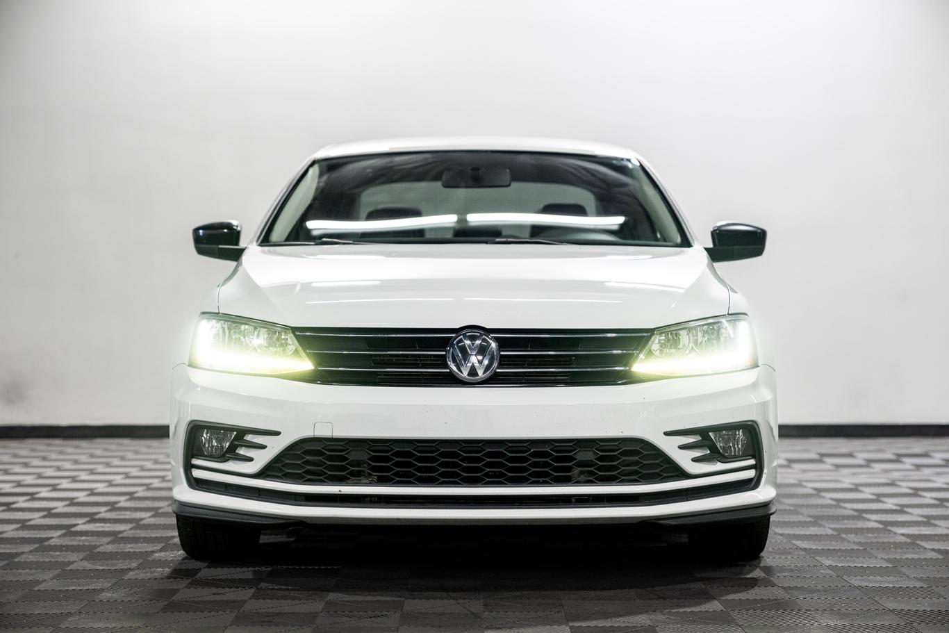 2018 Volkswagen Jetta Wolfsburg Edition photo 13