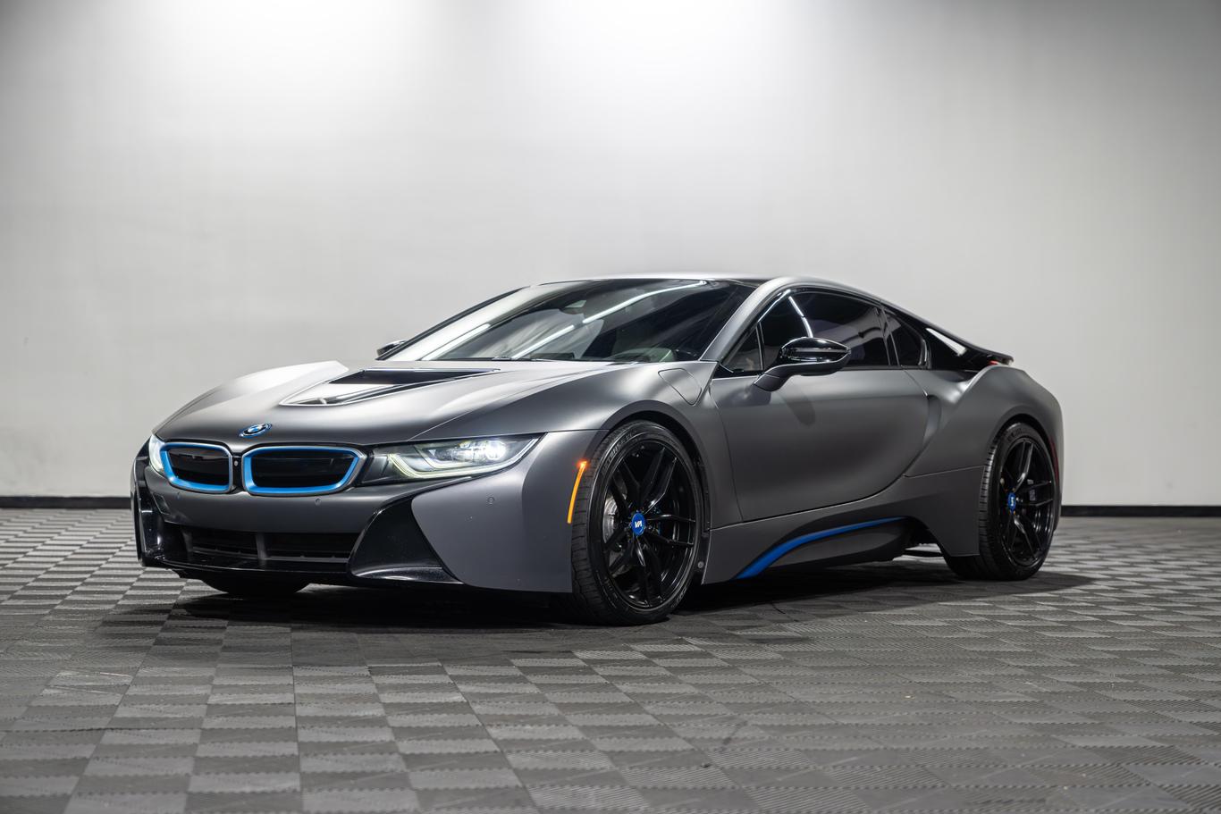 2015 BMW i8 Pure Impulse World photo 9