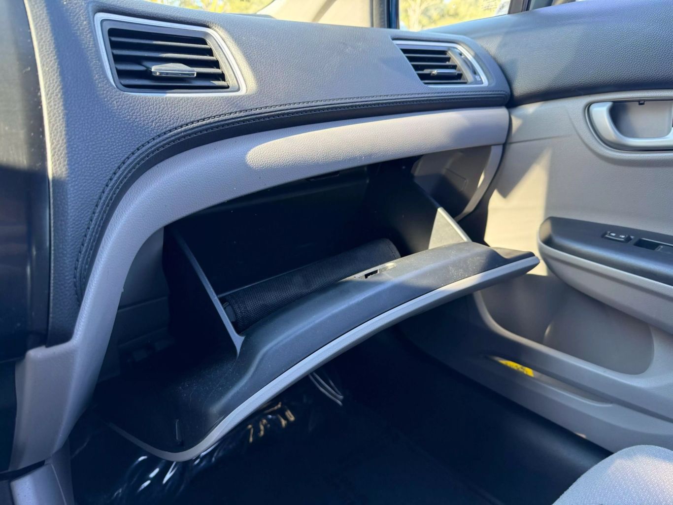 2013 HONDA CIVIC SEDAN I4 1.8L GASOLINE SEDAN 4D LX 1.8L I4 AUTO