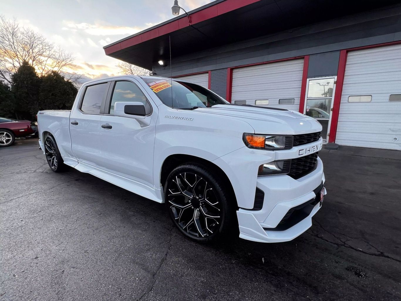 2021 Chevrolet Silverado 1500 Crew Cab - Image 3