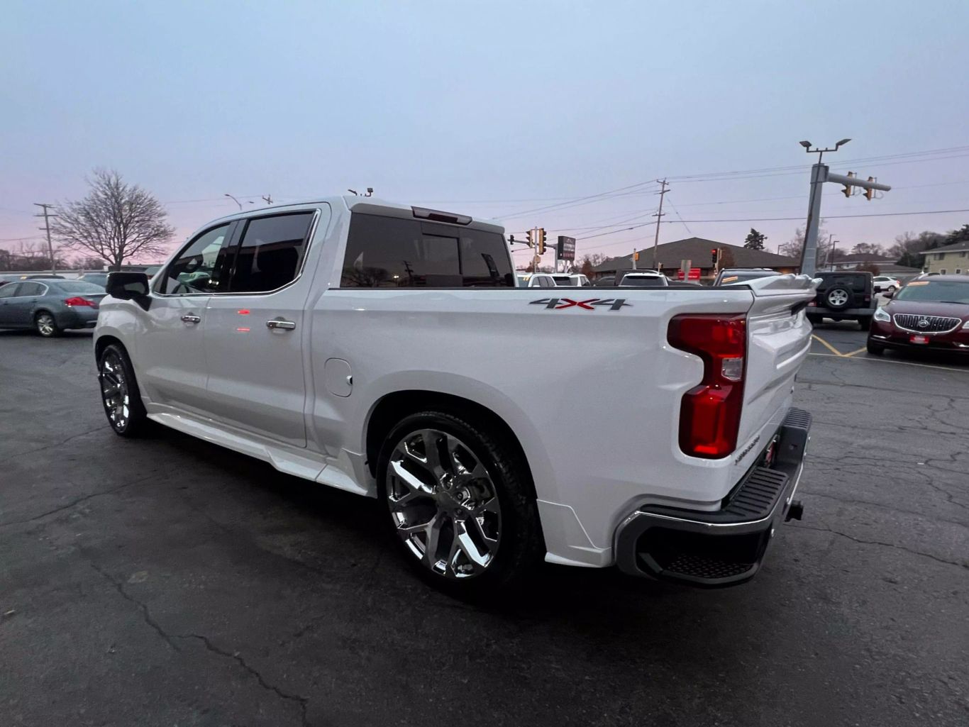 2021 Chevrolet Silverado 1500 Crew Cab - Image 14