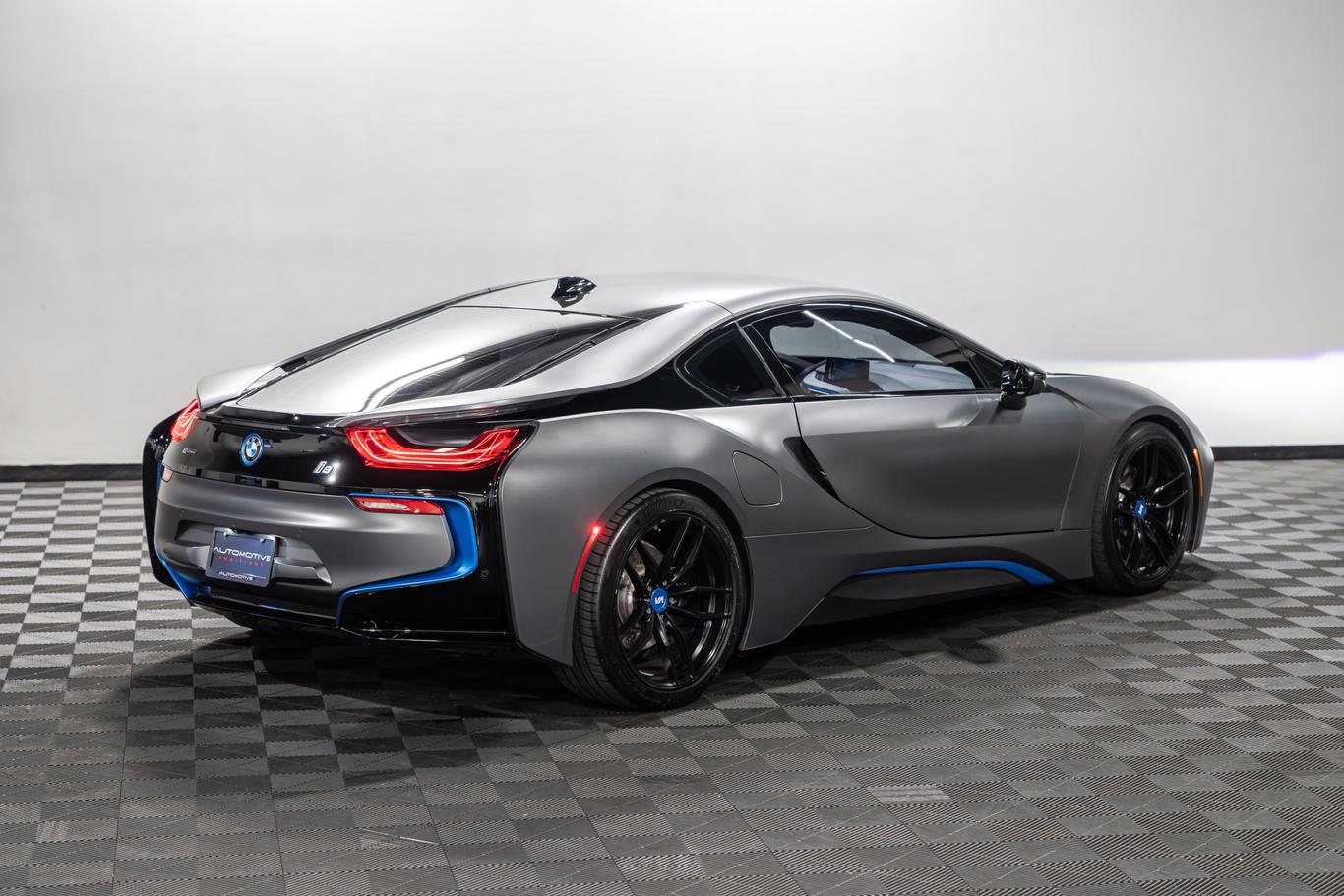 2015 BMW i8 Pure Impulse World photo 7