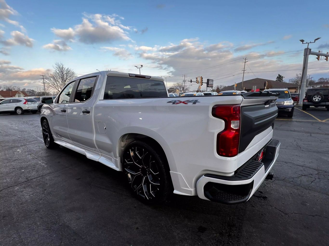 2021 Chevrolet Silverado 1500 Crew Cab - Image 14