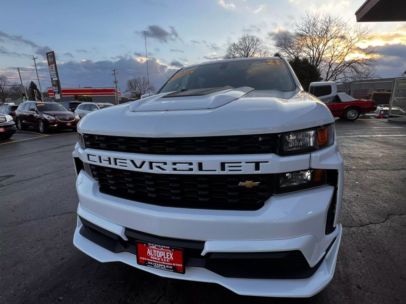 2021 Chevrolet Silverado 1500 Crew Cab - Image 8