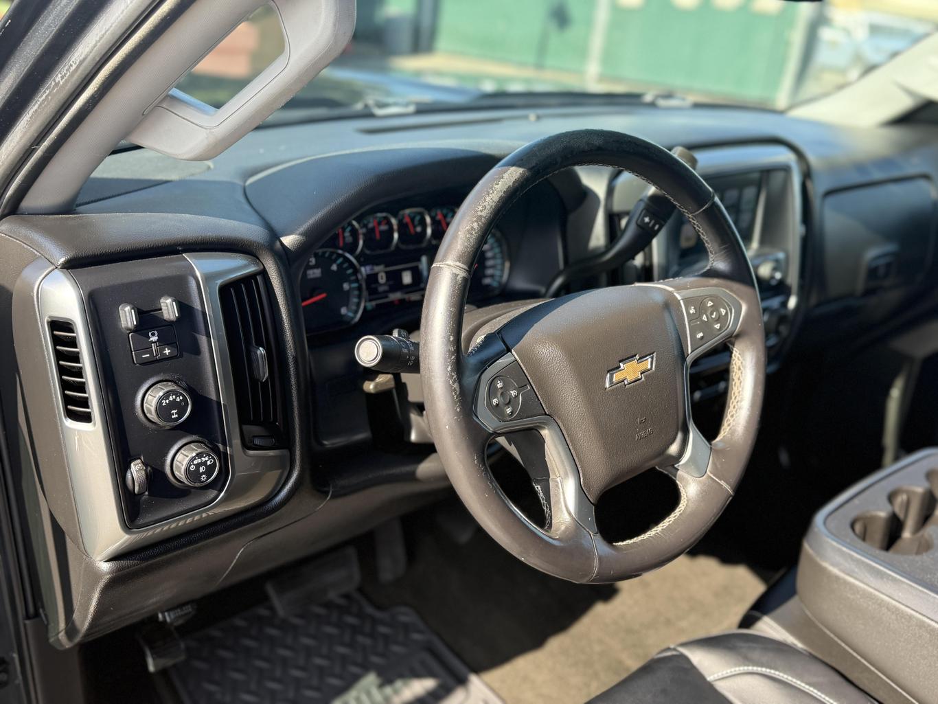 2017 Chevrolet Silverado 2500HD LT photo 18