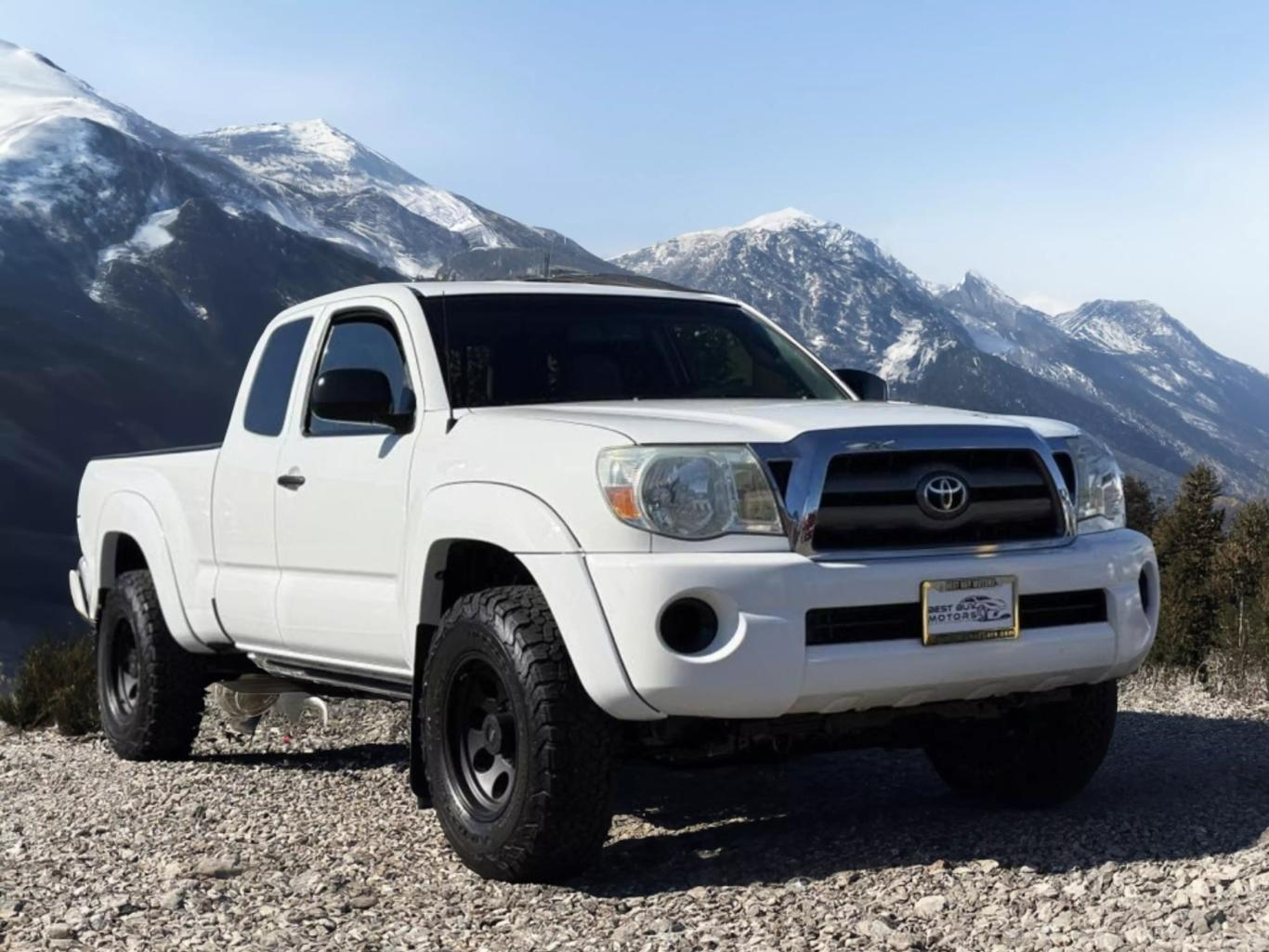 Toyota Tacoma's photo