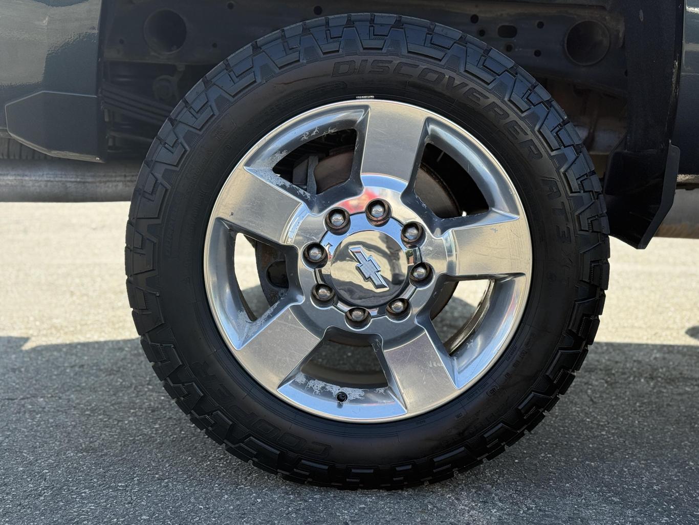 2017 Chevrolet Silverado 2500HD LT photo 39