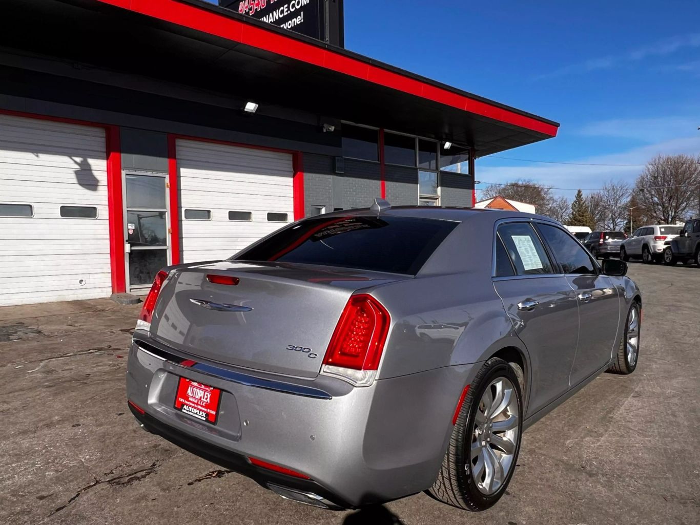 2017 Chrysler 300 - Image 24