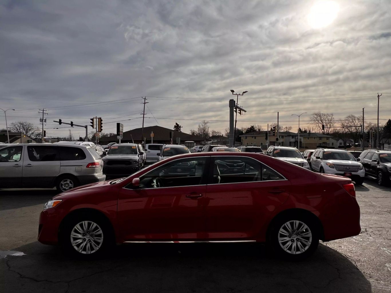 2013 Toyota Camry - Image 21
