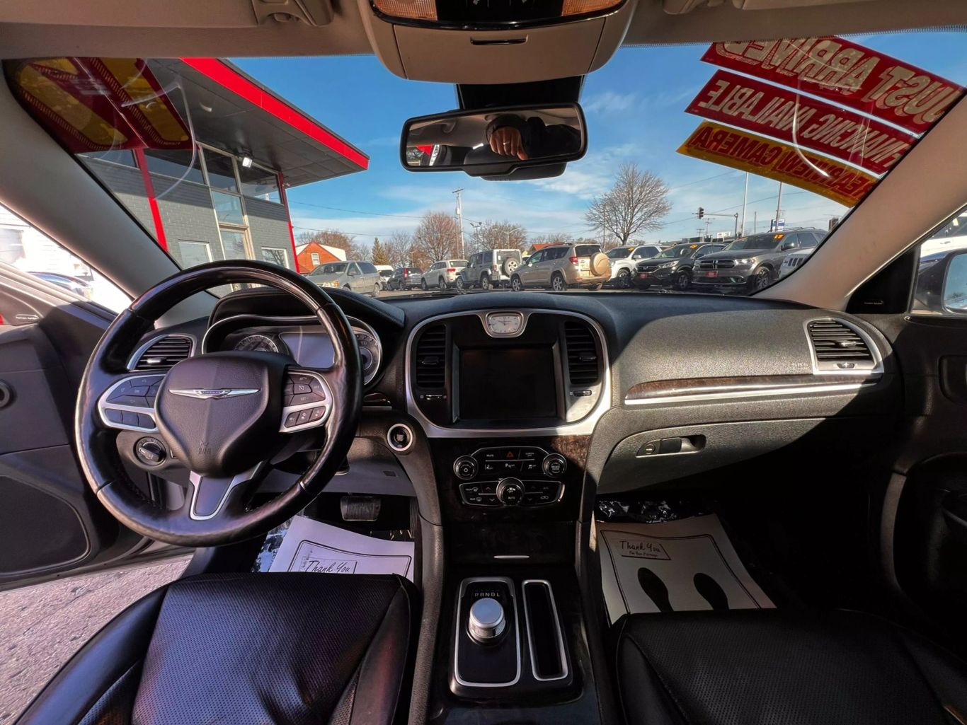 2017 Chrysler 300 - Image 26