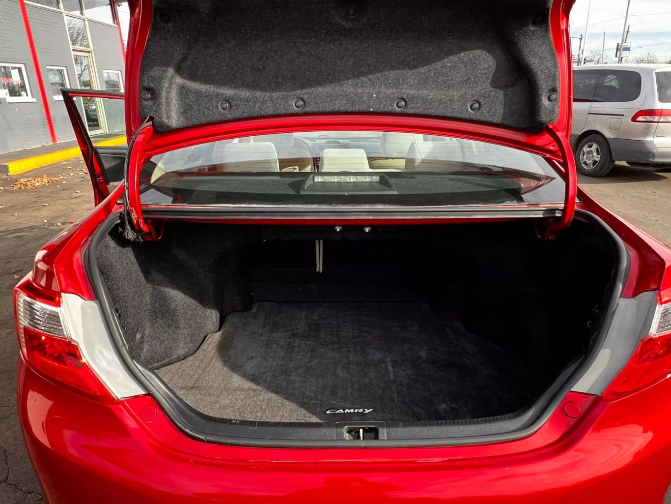 2013 Toyota Camry - Image 26