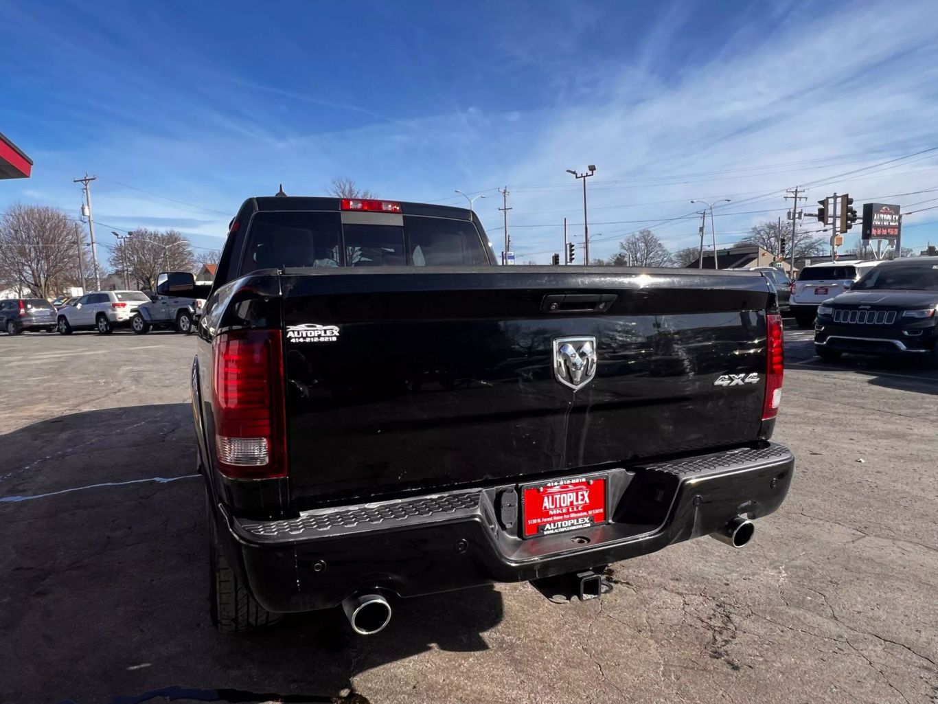 2014 Ram 1500 Crew Cab - Image 12