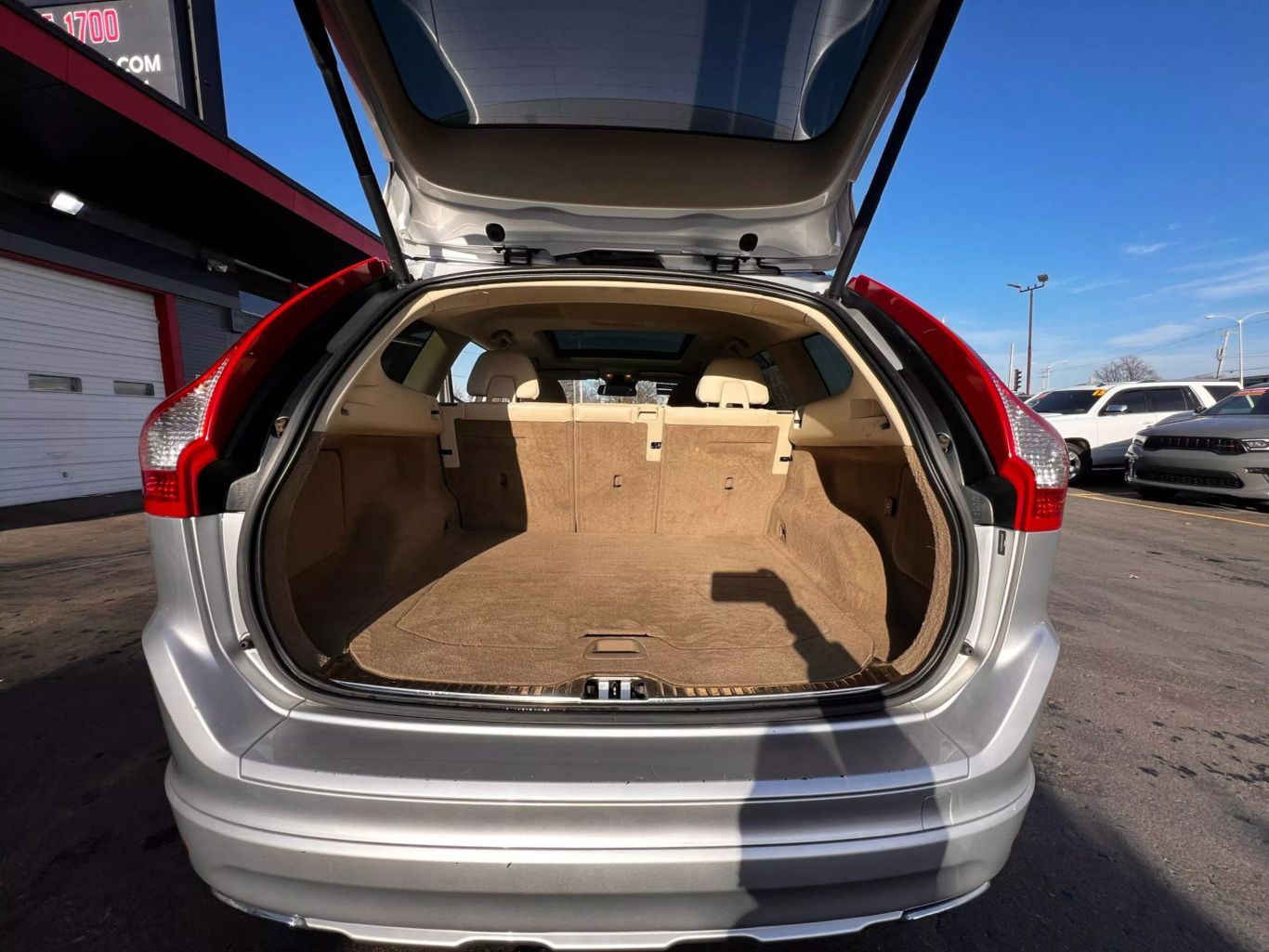 2014 Volvo Xc60 - Image 29